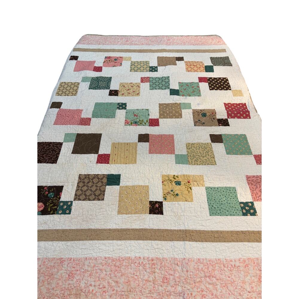 Vintage Handmade Disappearing 9 Patch Multicolor Quilt Falling Charms Technique